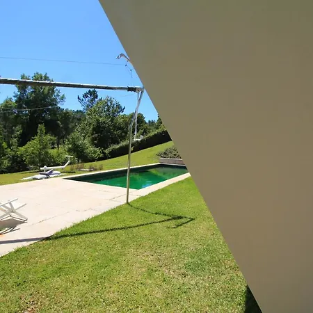 Slope Design - Architecture With Private Pool