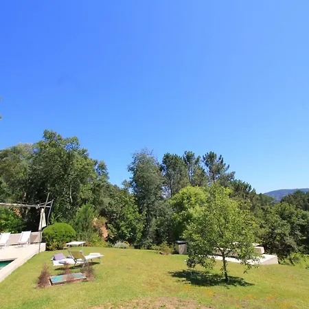 Slope Design - Architecture With Private Pool * 폰테 데 리마