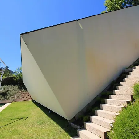 Slope Design - Architecture With Private Pool Вилла