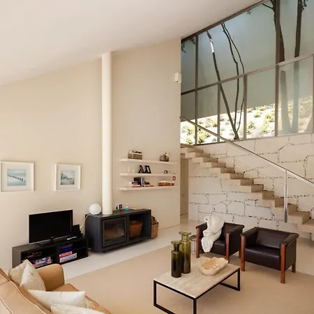 Slope Design - Architecture With Private Pool Villa Ponte de Lima