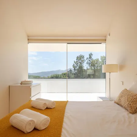 Villa Slope Design - Architecture With Private Pool Ponte de Lima