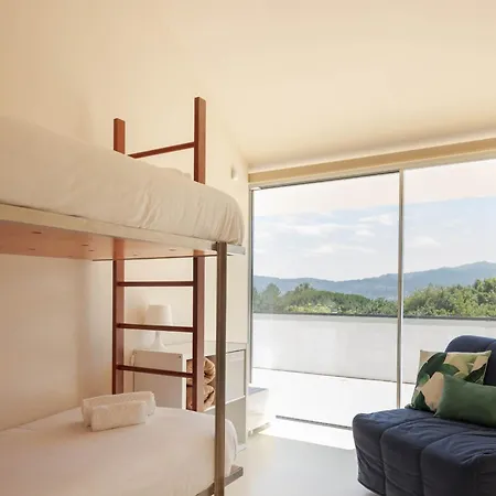 Slope Design - Architecture With Private Pool Ponte de Lima