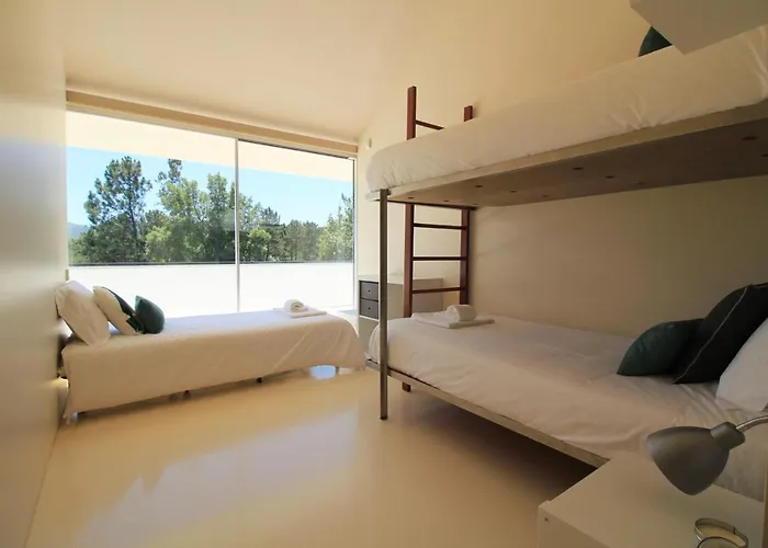 Slope Design - Architecture With Private Pool