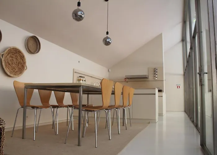 Slope Design - Architecture With Private Pool