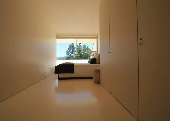 Villa Slope Design - Architecture With Private Pool Ponte de Lima